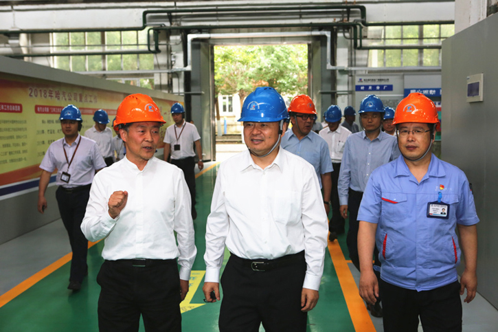 郝鹏参观调查贝斯特集团所属企业汽轮机公司